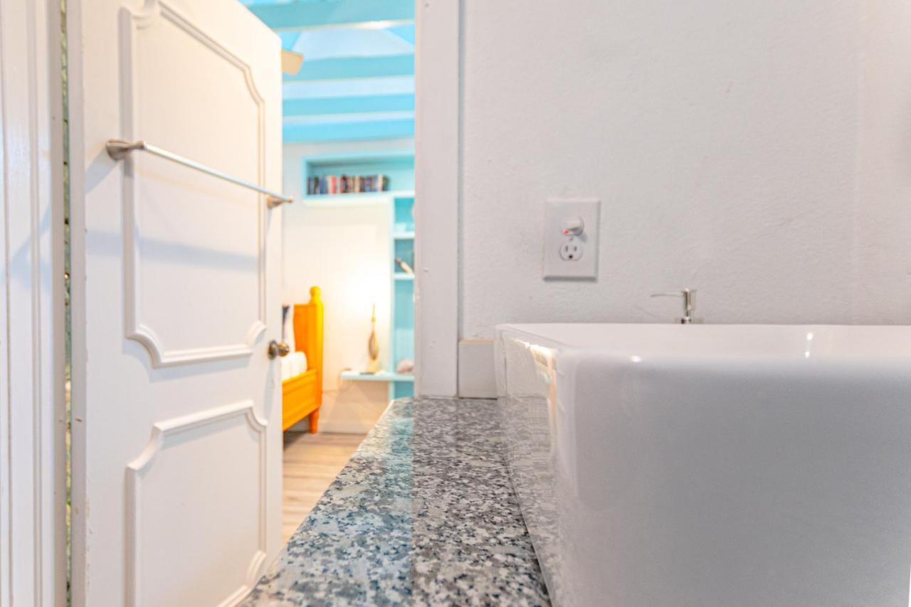 Studio Candy At Viking Hill - Love Beach Nassau Extérieur photo