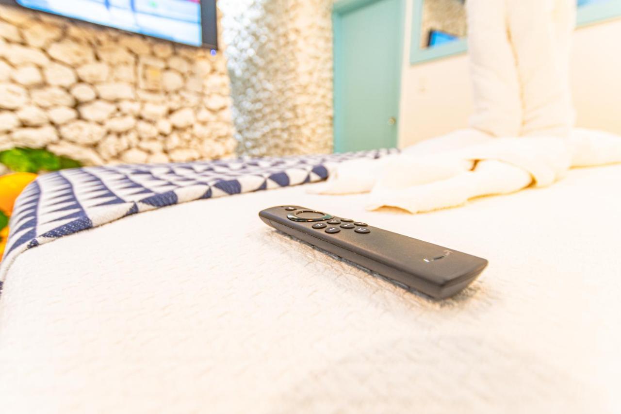 Studio Candy At Viking Hill - Love Beach Nassau Extérieur photo